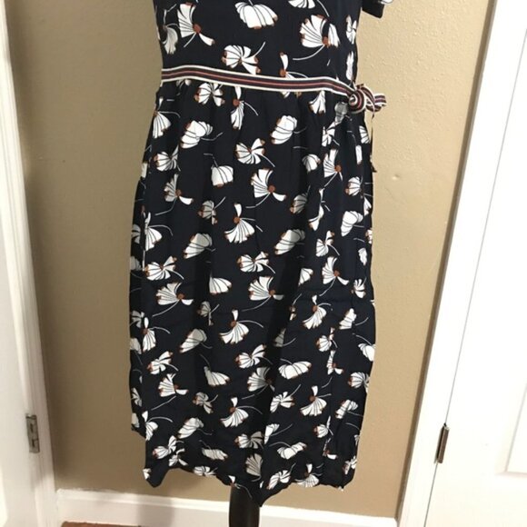 Few Moda New York Navy Floral Dress Size small new with tags #109 - Picture 3 of 8